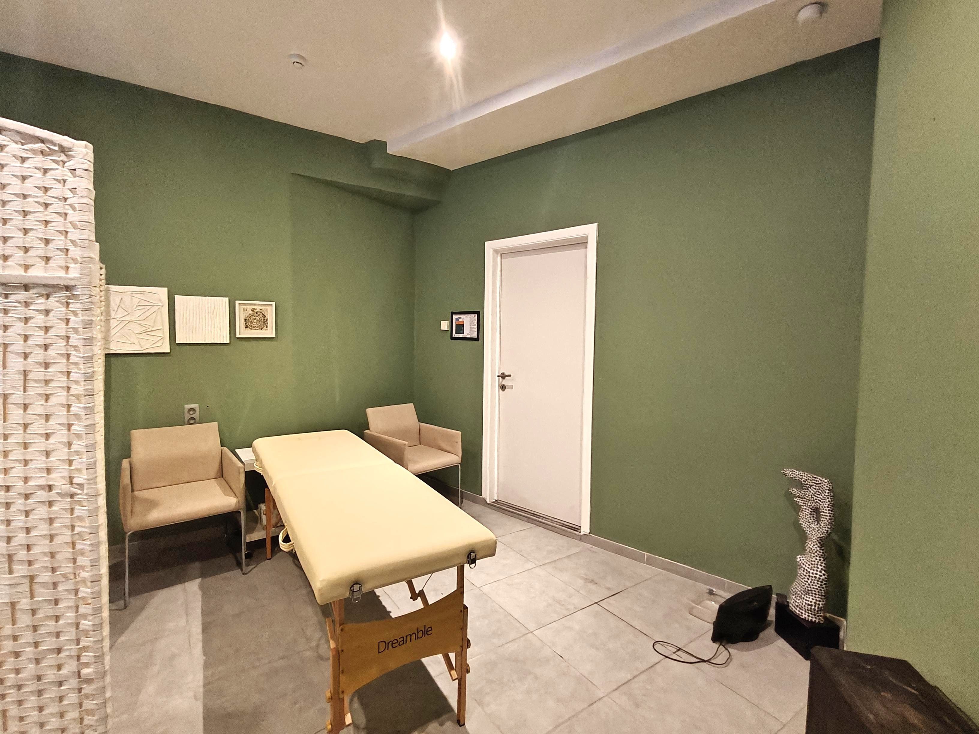 Handelspand met woonst (2-SLPK appartement) ! Hartje Oostende! foto 9