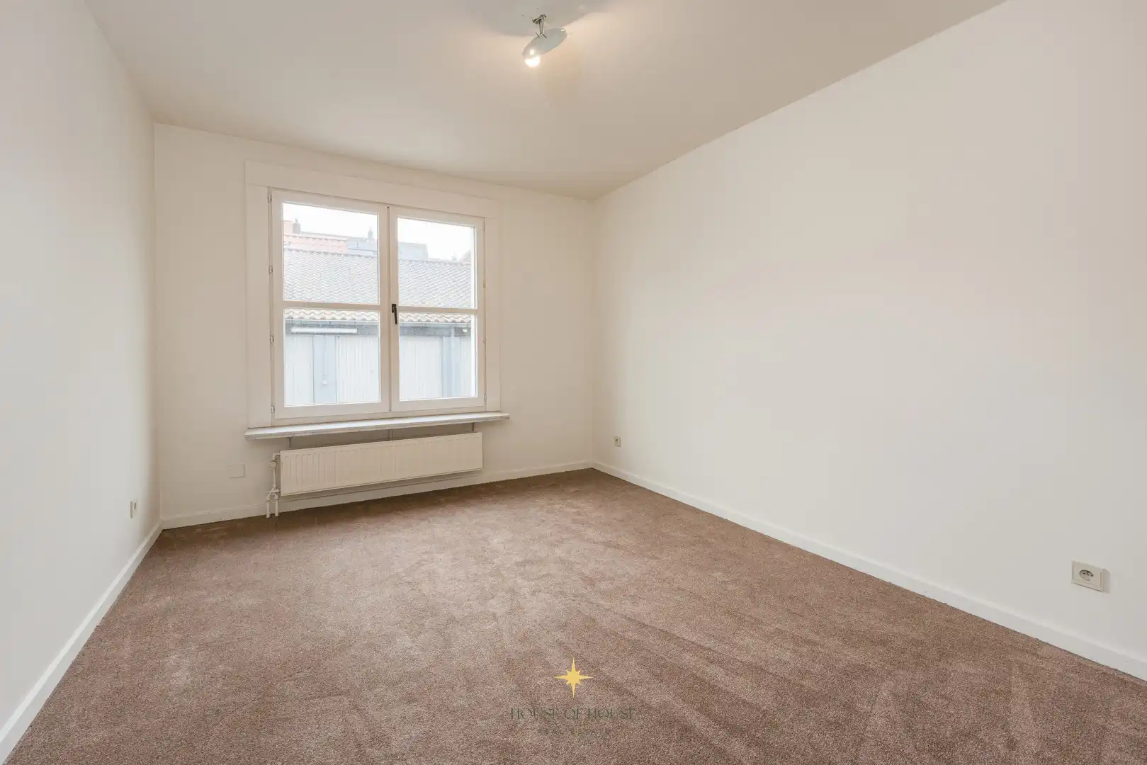 Subliem gelijkvloers appartement aan het Koningin Astridpark in hartje Brugge foto 8