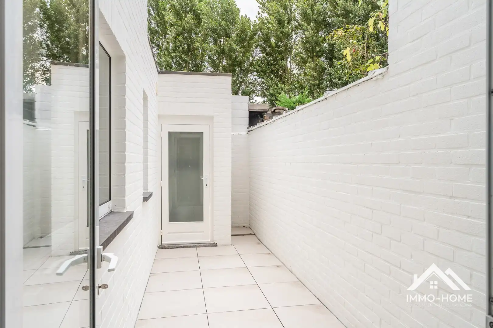 Ruime gerenoveerde burgerwoning !! foto 13