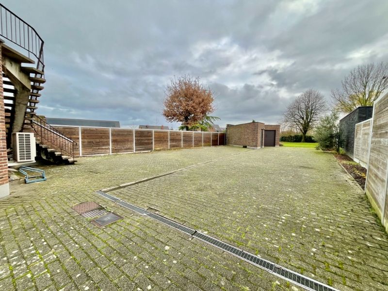 POLYVALTENTE KANTOORRUIMTE TE HUUR IN HET CENTRUM VAN SLEIDINGE foto 4
