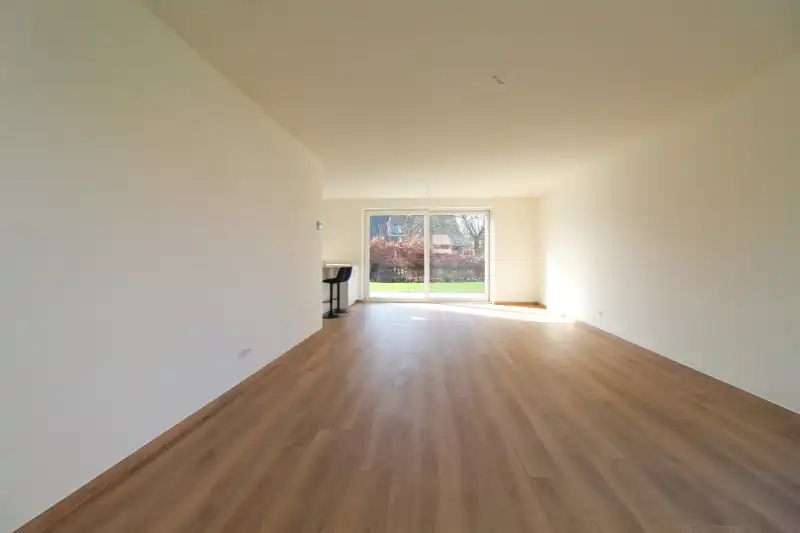 Moderne en energiezuinige nieuwbouwwoning te huur in Sijsele foto 2