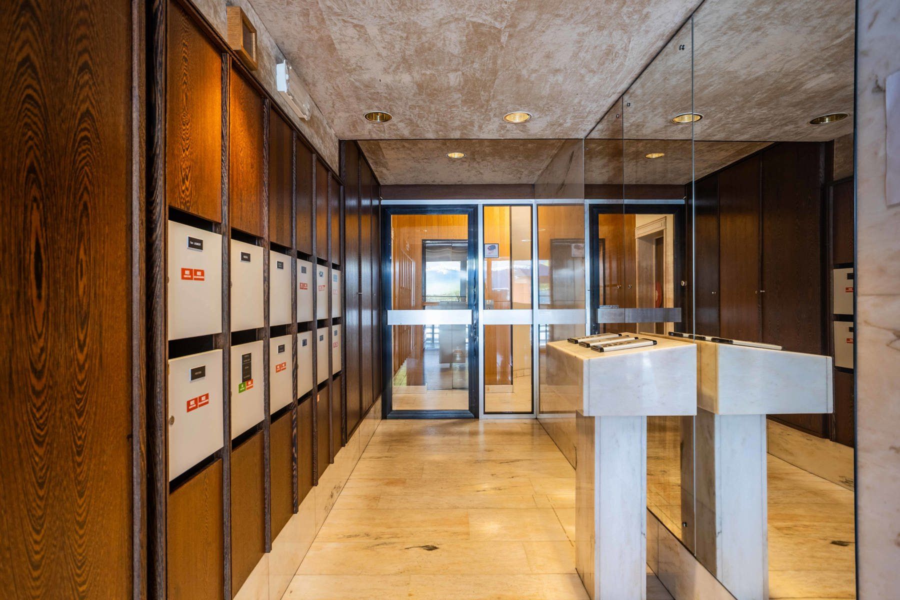 Appartement met staanplaats en garagebox in centrum Ninove foto 19