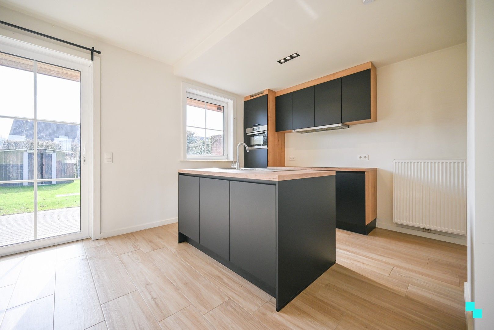 Instapklare ééngezinswoning met drie slaapkamers in rustige buurt te Rumbeke foto 7
