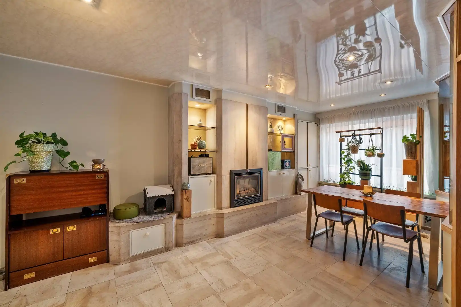 Gezellige woning met 4 slaapkamers en toffe stadstuin in Menen foto 3