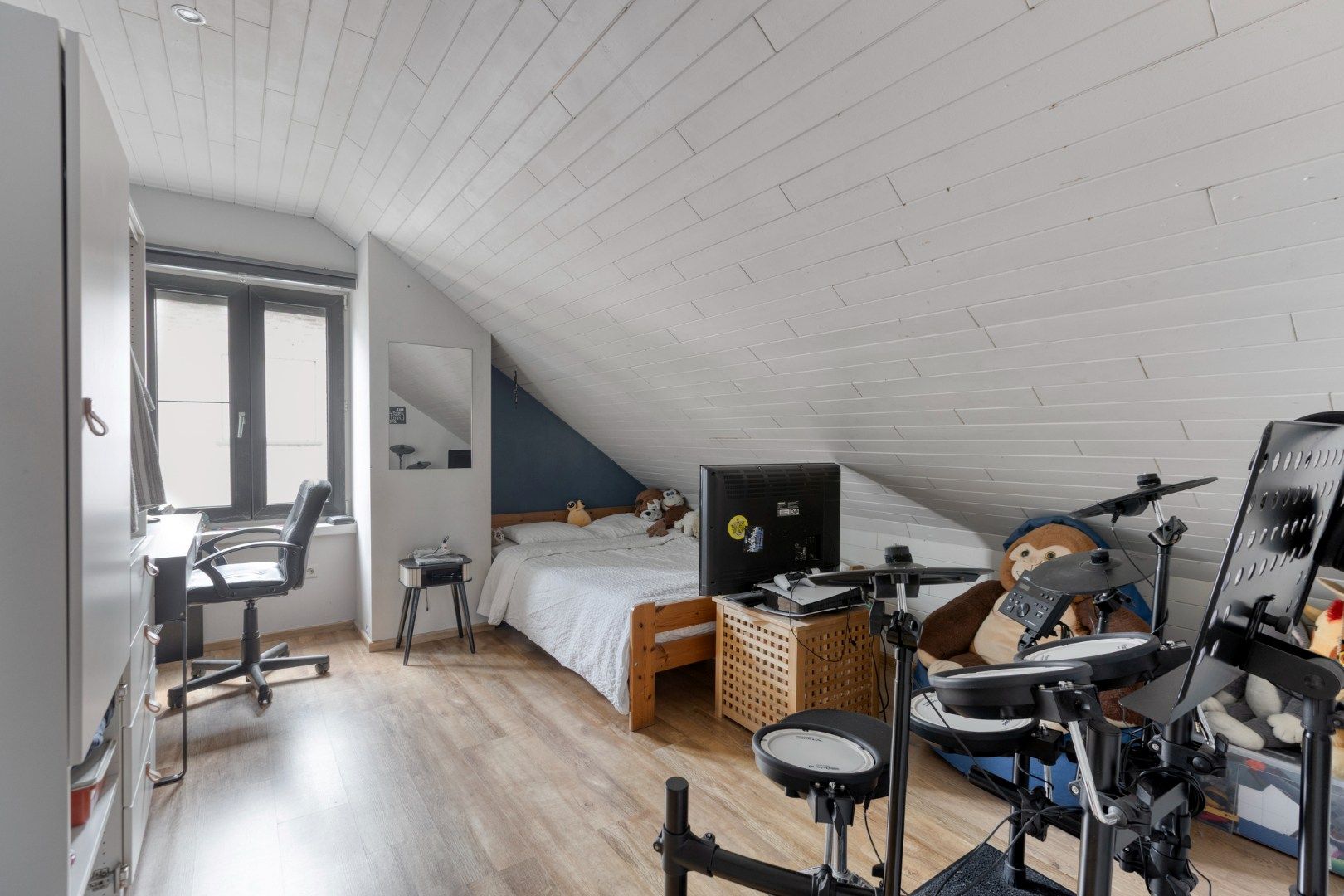 Charmante woning met 4 slpks en verwarmd zwembad op een zonnig perceel van 942 m² !  foto 19