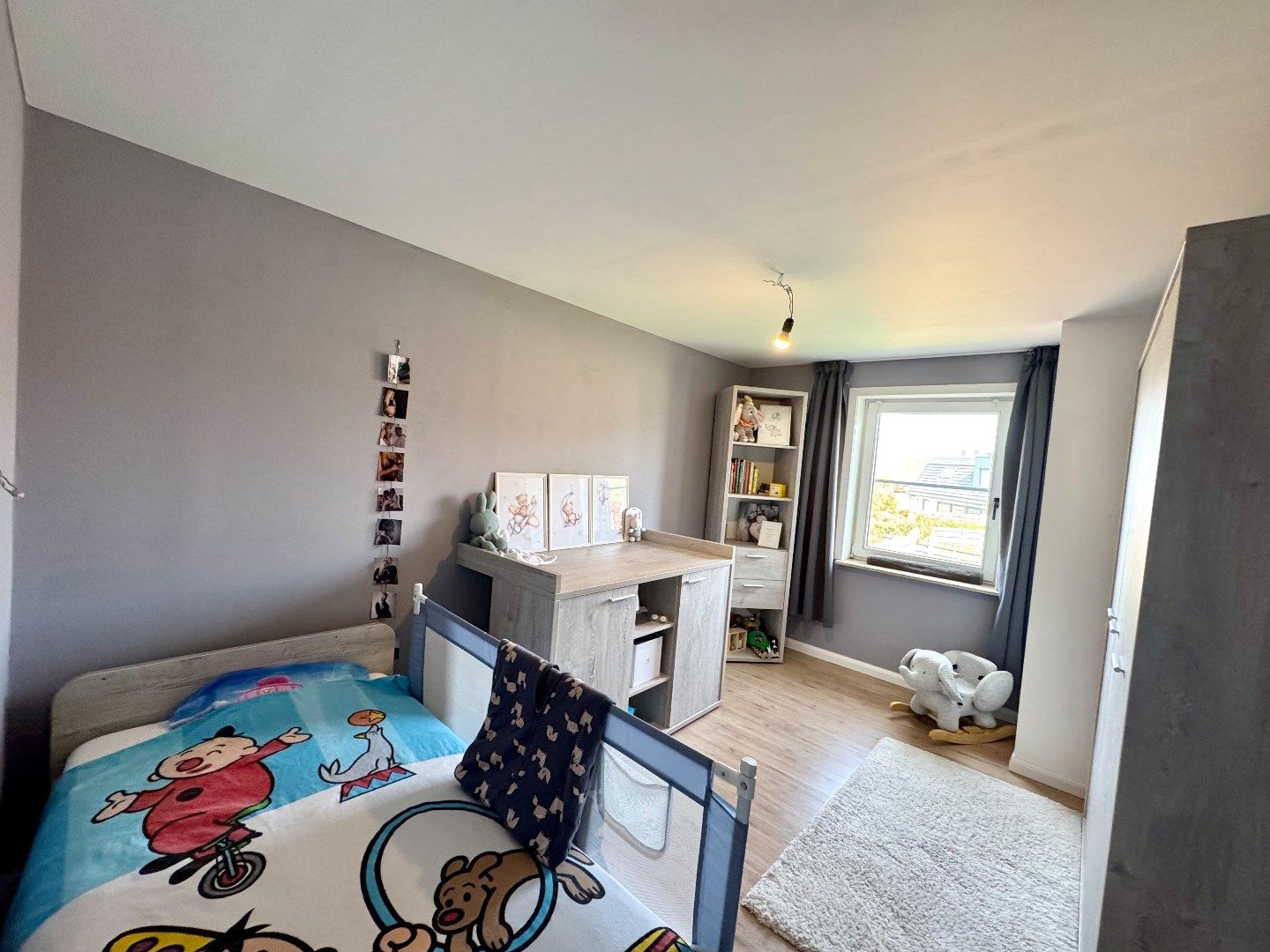 INSTAPKLARE HALFOPEN WONING MET 4 SLPKS, TUIN EN GARAGE foto 16