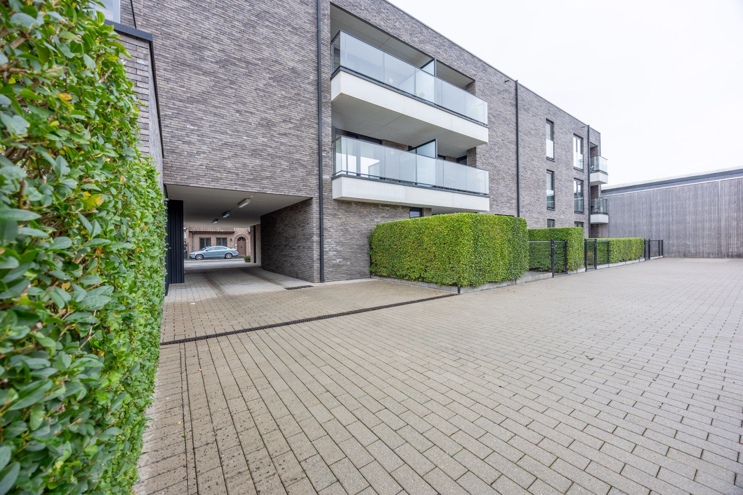 Gelijkvloers appartement met 2 slaapkamers en terras! foto 12