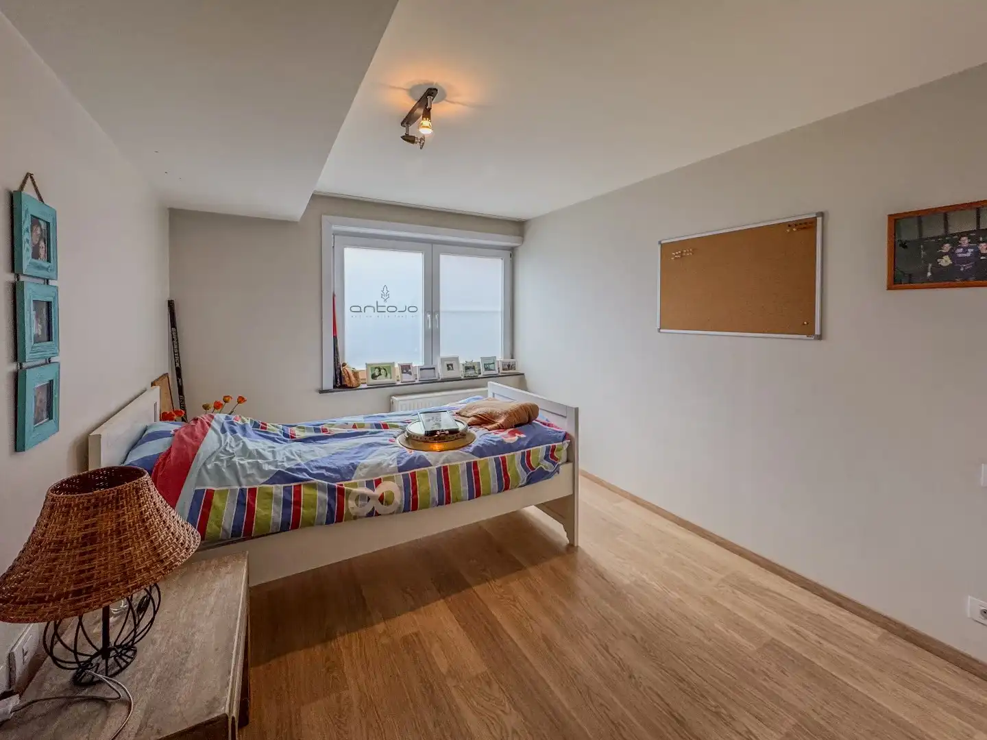 Zeer ruim appartement met 3 slaapkamers, 3 badkamers en gigantisch terras. foto 13