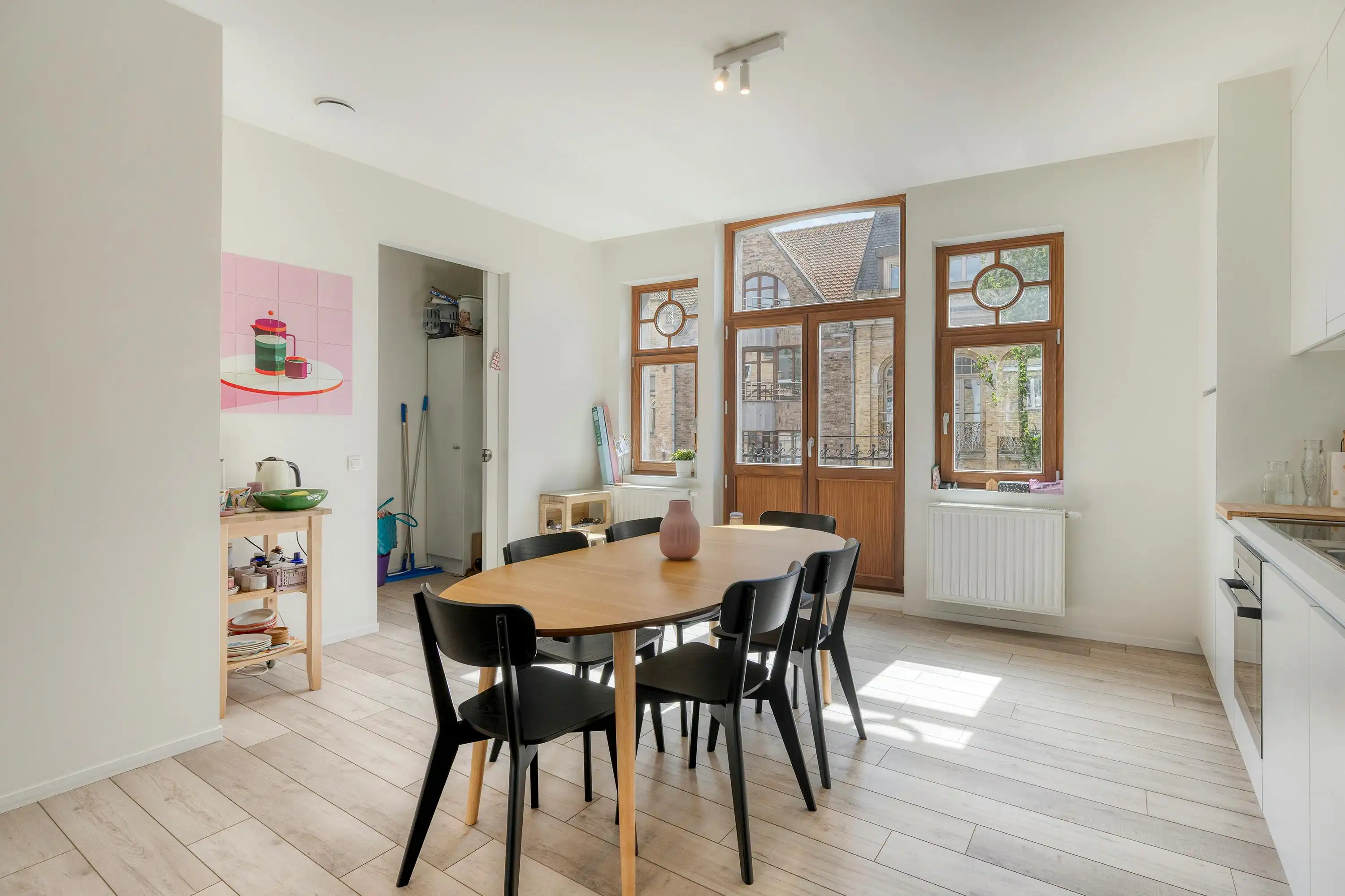 Ruim appartement (142m²) met 3 slaapkamers en terras in Ieper centrum  foto 7