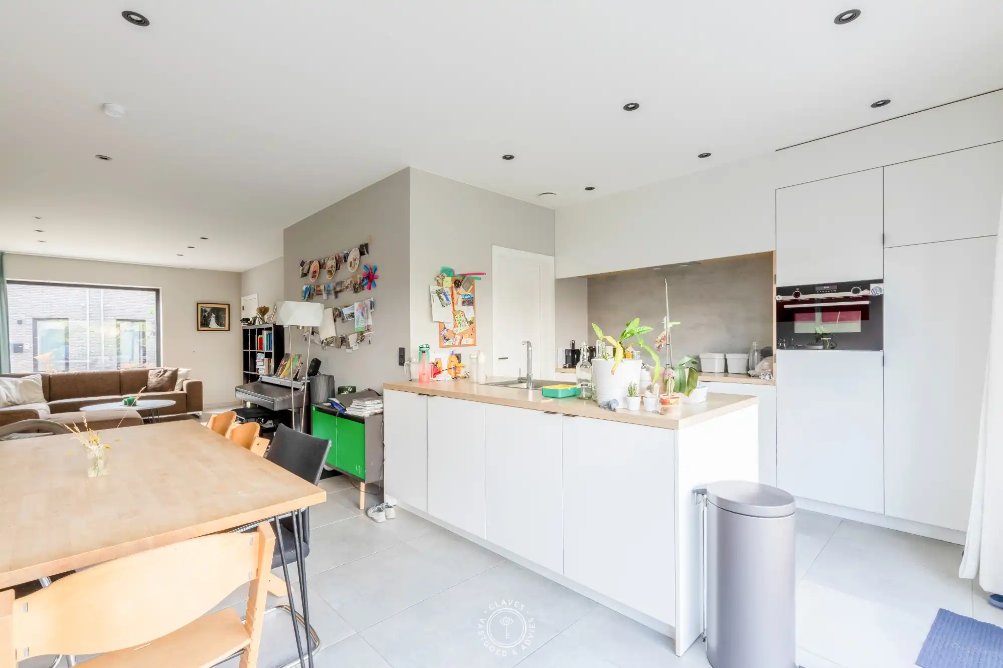 Praktische nieuwbouw woning met tuin en garage foto 10