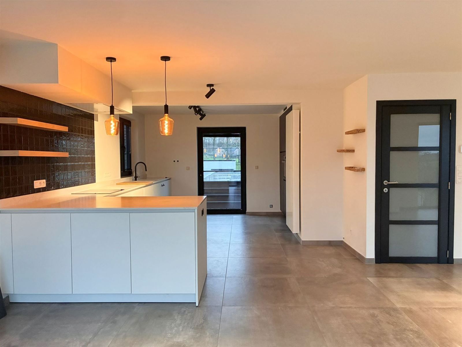 Appartement met 3 slaapkamers en groot terras  foto 3