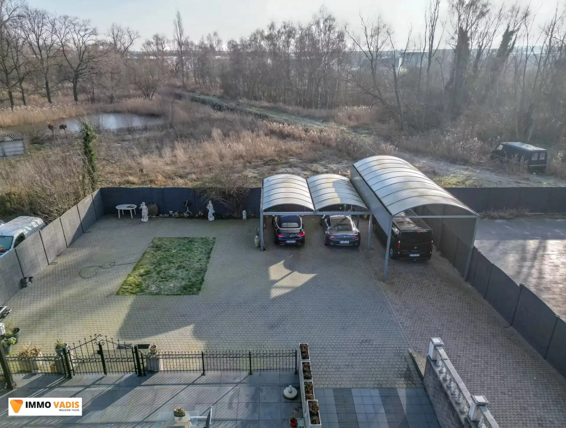 Gunstig gelegen, charmante en uitstekend onderhouden villa foto 20