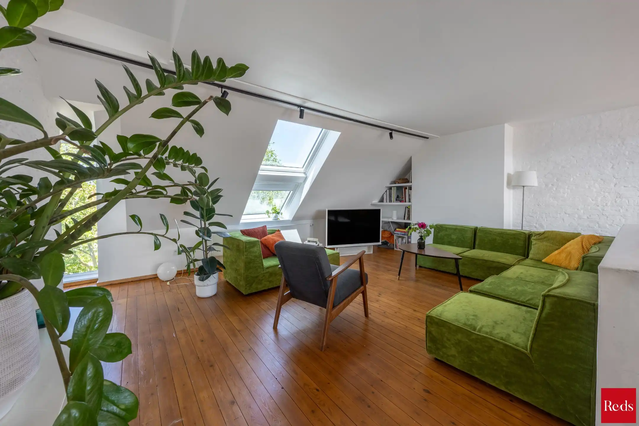 Uniek herenhuis met zwemvijver aan het Zuidpark foto 4