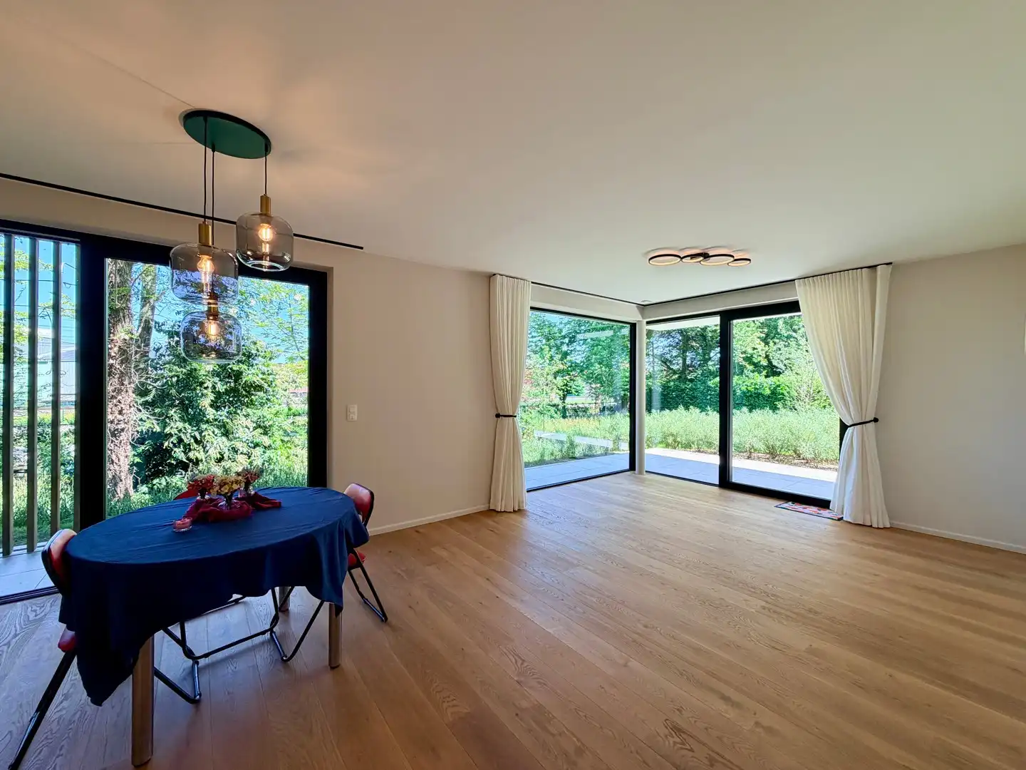 Modern appartement op toplocatie in Rumbeke! foto 4