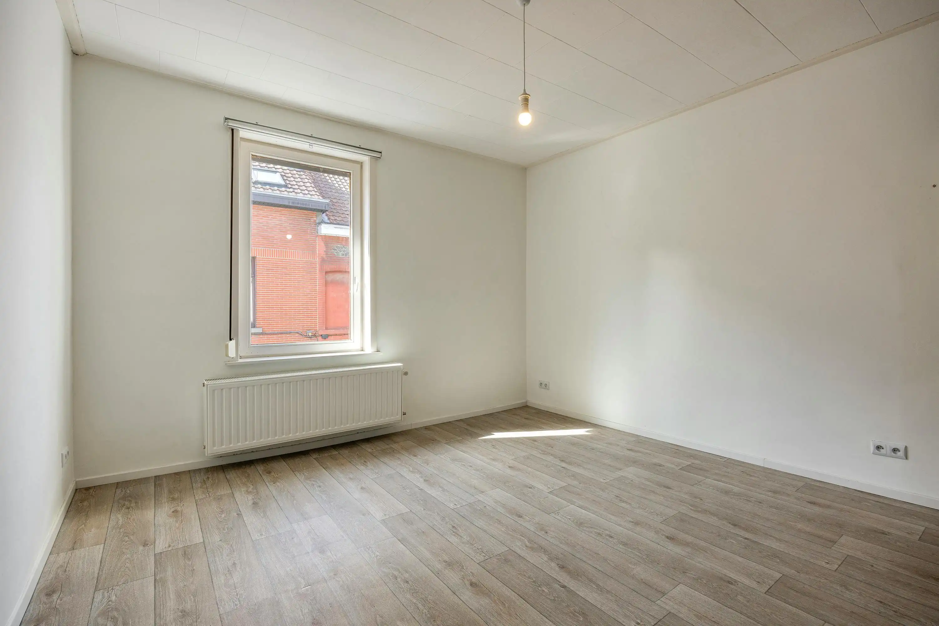 Charmante, instapklare woning met verrassend veel potentieel foto 16