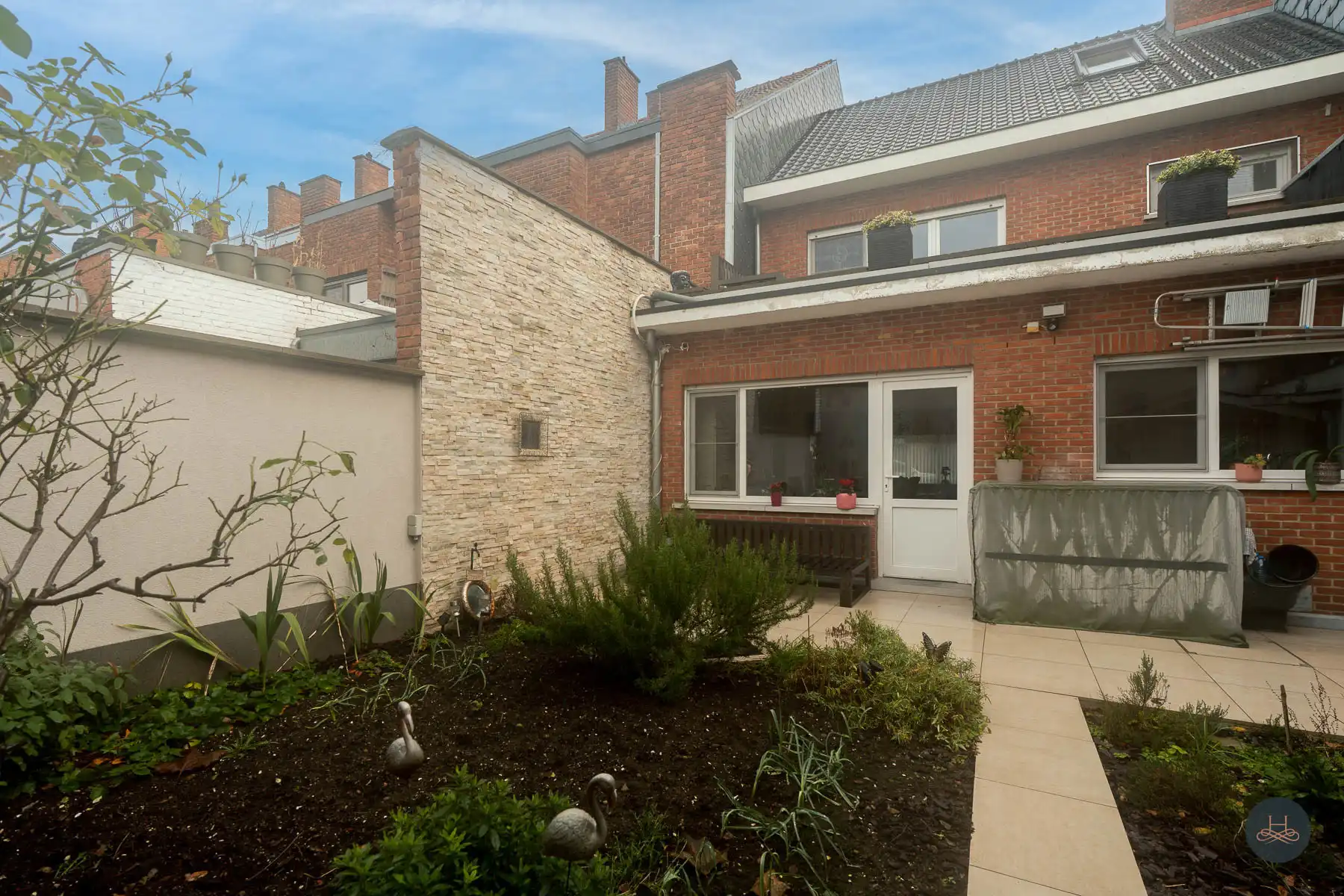 Centrale ruime stadswoning met parkeerplaats foto 53