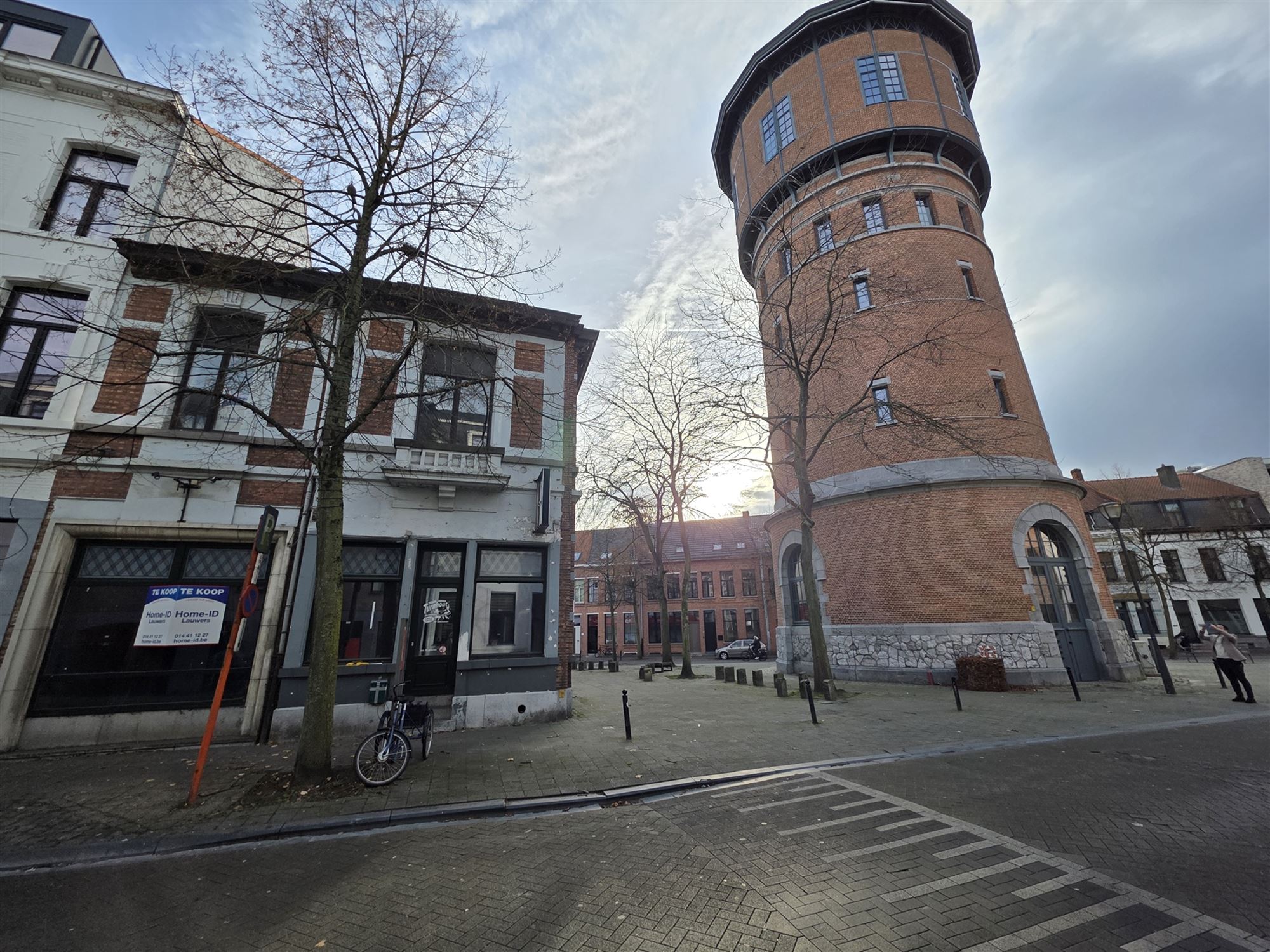 Een stadswoning met klasse én commerciële troef foto 3