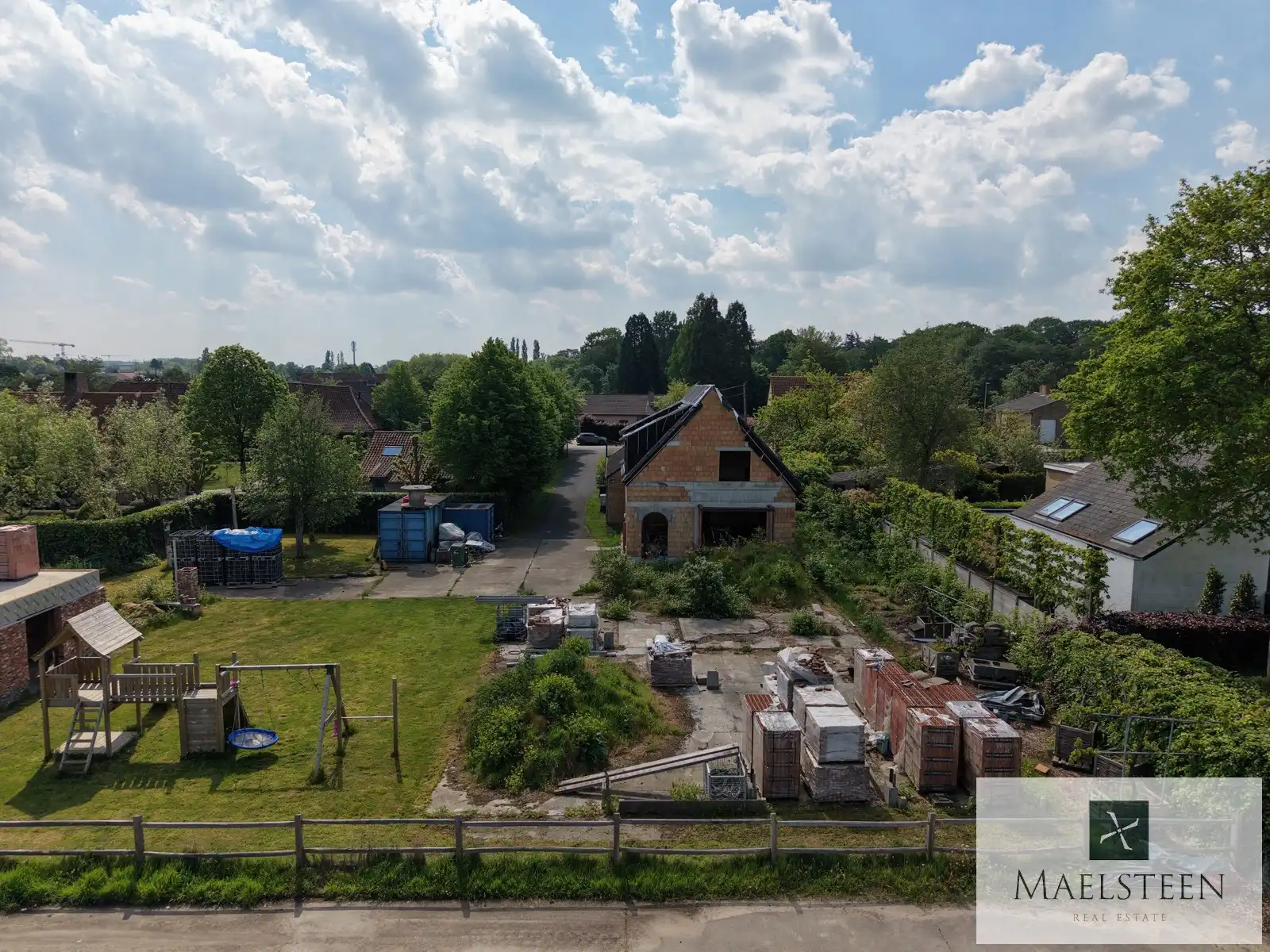 Terrein van 2.168 m² met vergund plan te Sint-Andries foto 9