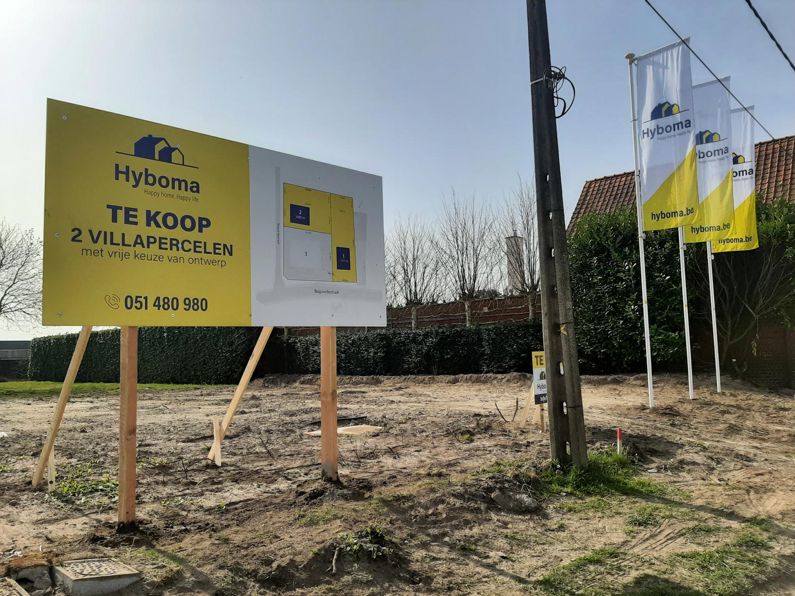 Villaperceel foto {{pictureIndex}}