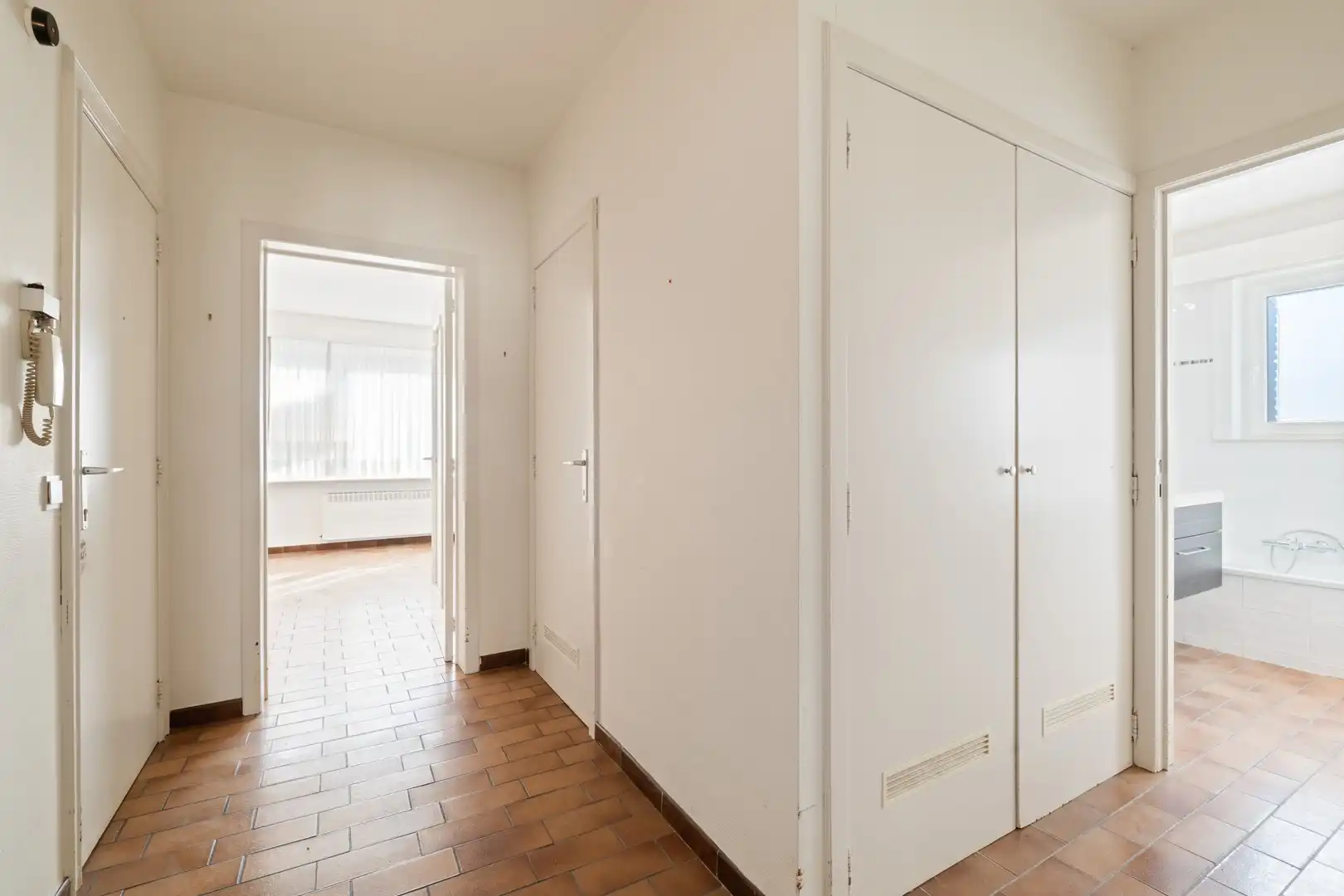 Appartement op het gelijkvloers met 2 slaapkamers en garagebox foto 12