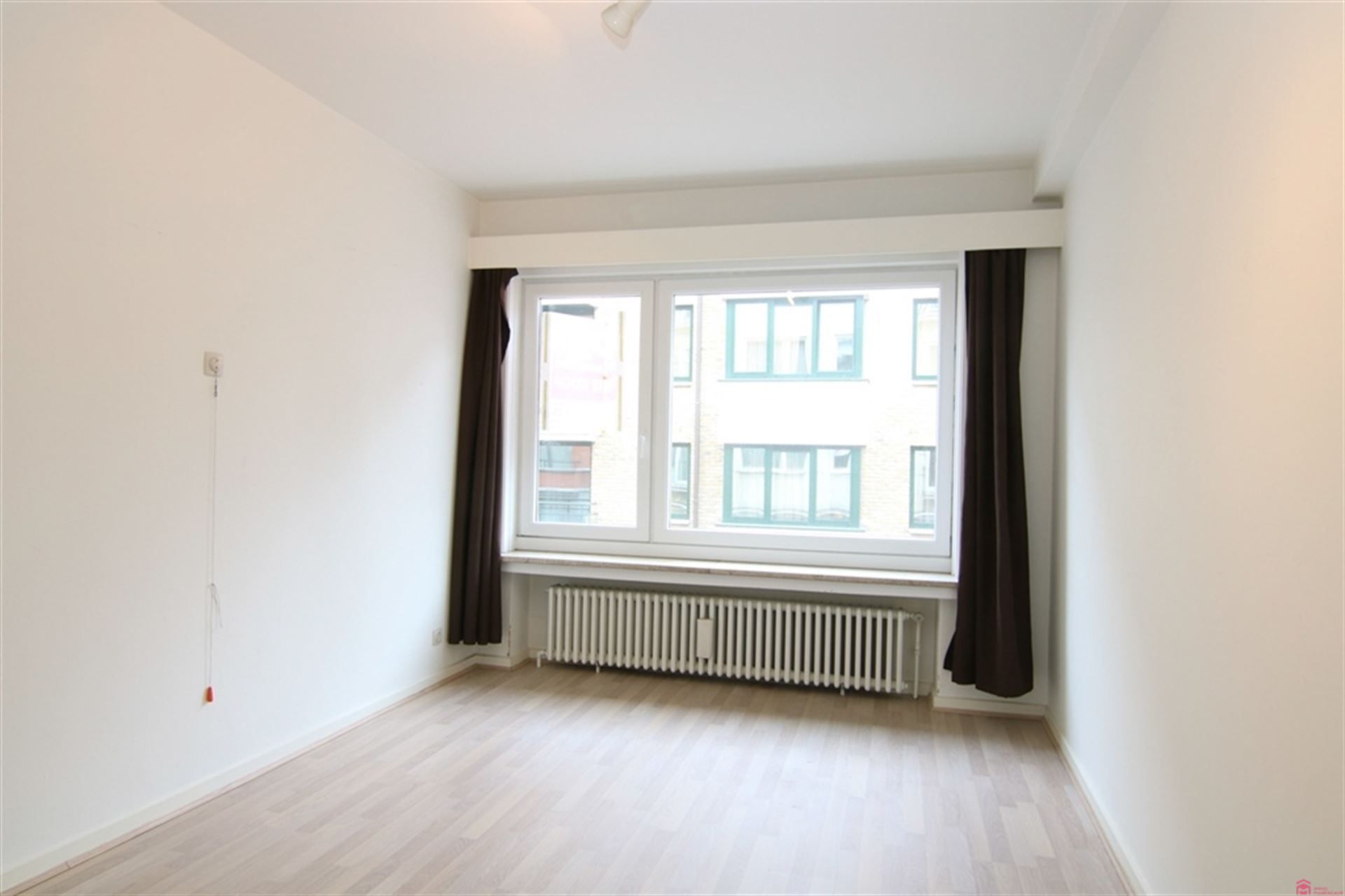 Mooi vernieuwd appartement centrum Kortrijk foto 2