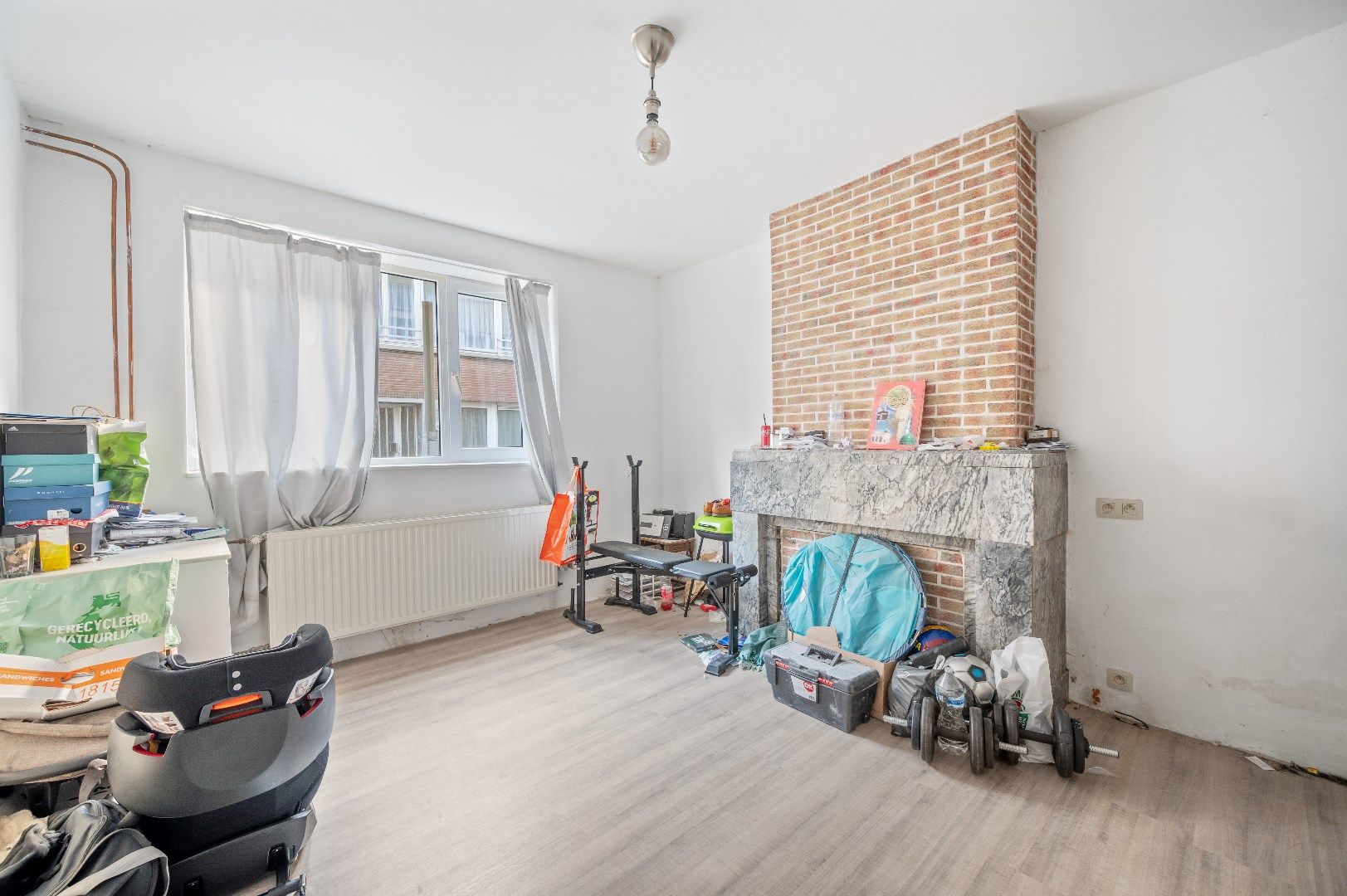 Centraal gelegen gezinswoning met 6 slaapkamers foto 5