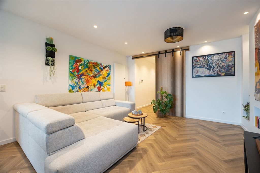 Instapklaar appartement, 3slpk,  incl staanplaats foto 6