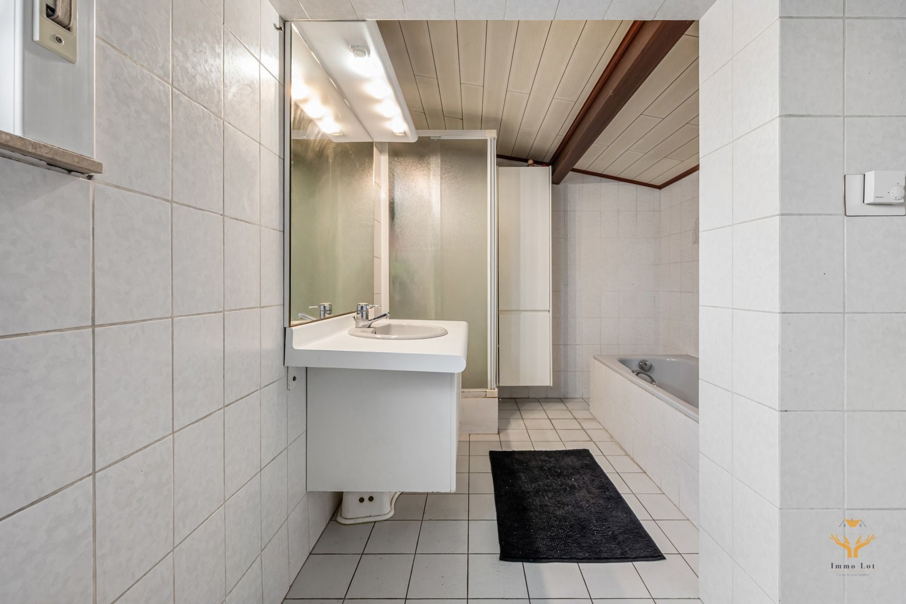 Ruime vrijstaande woning met 5 slaapkamers foto 14