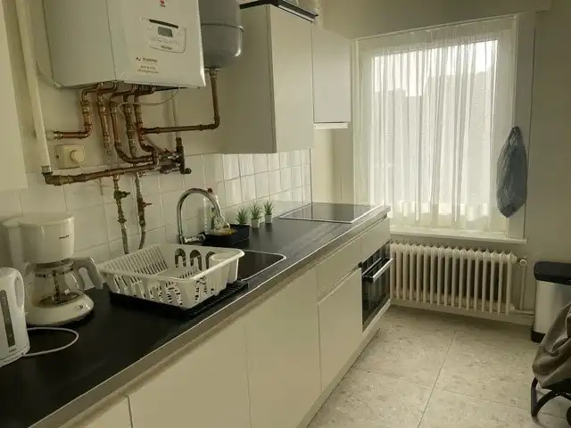 Appartement te huur in centrum van Heist  foto 3