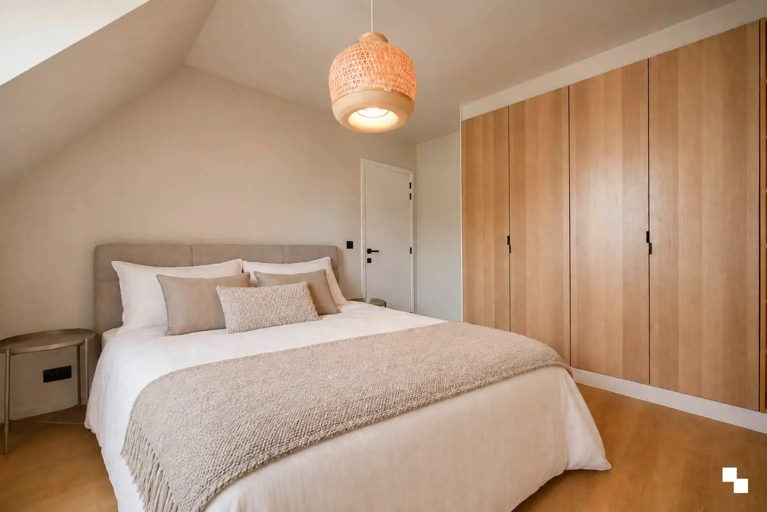 Gemeubelde high-end woning in rustige buurt in Waregem foto 28