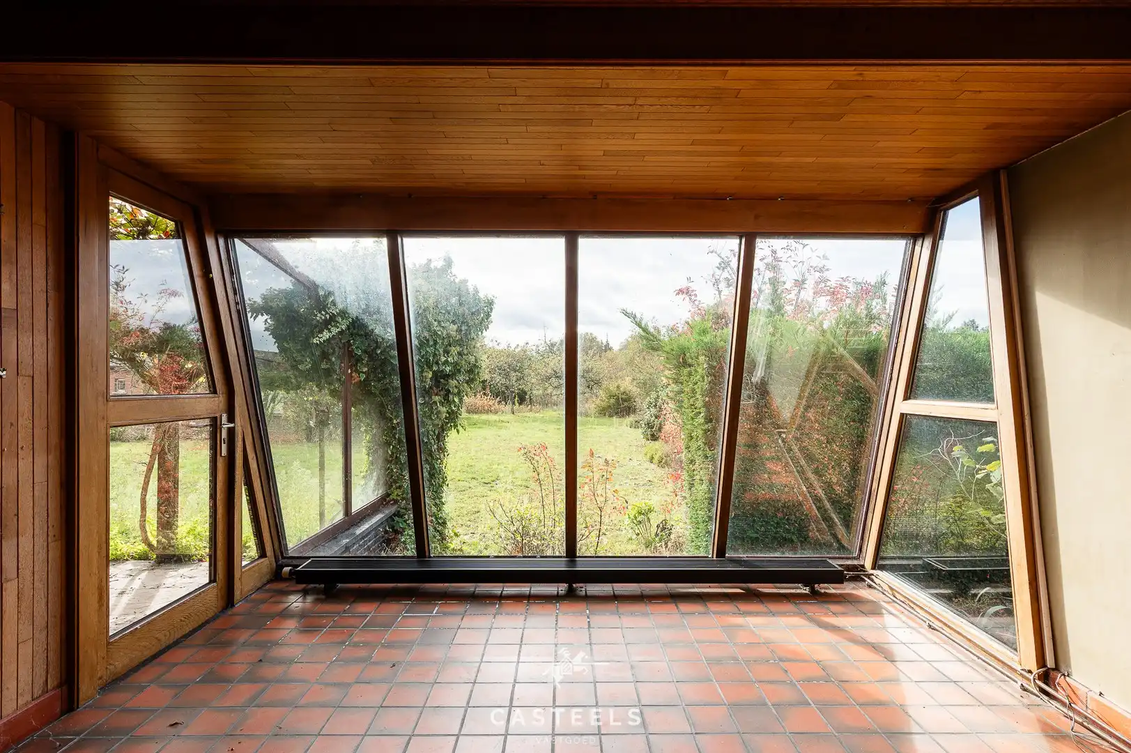 Te renoveren woning op perceel van 5.643m² in Kruisem te koop foto 8