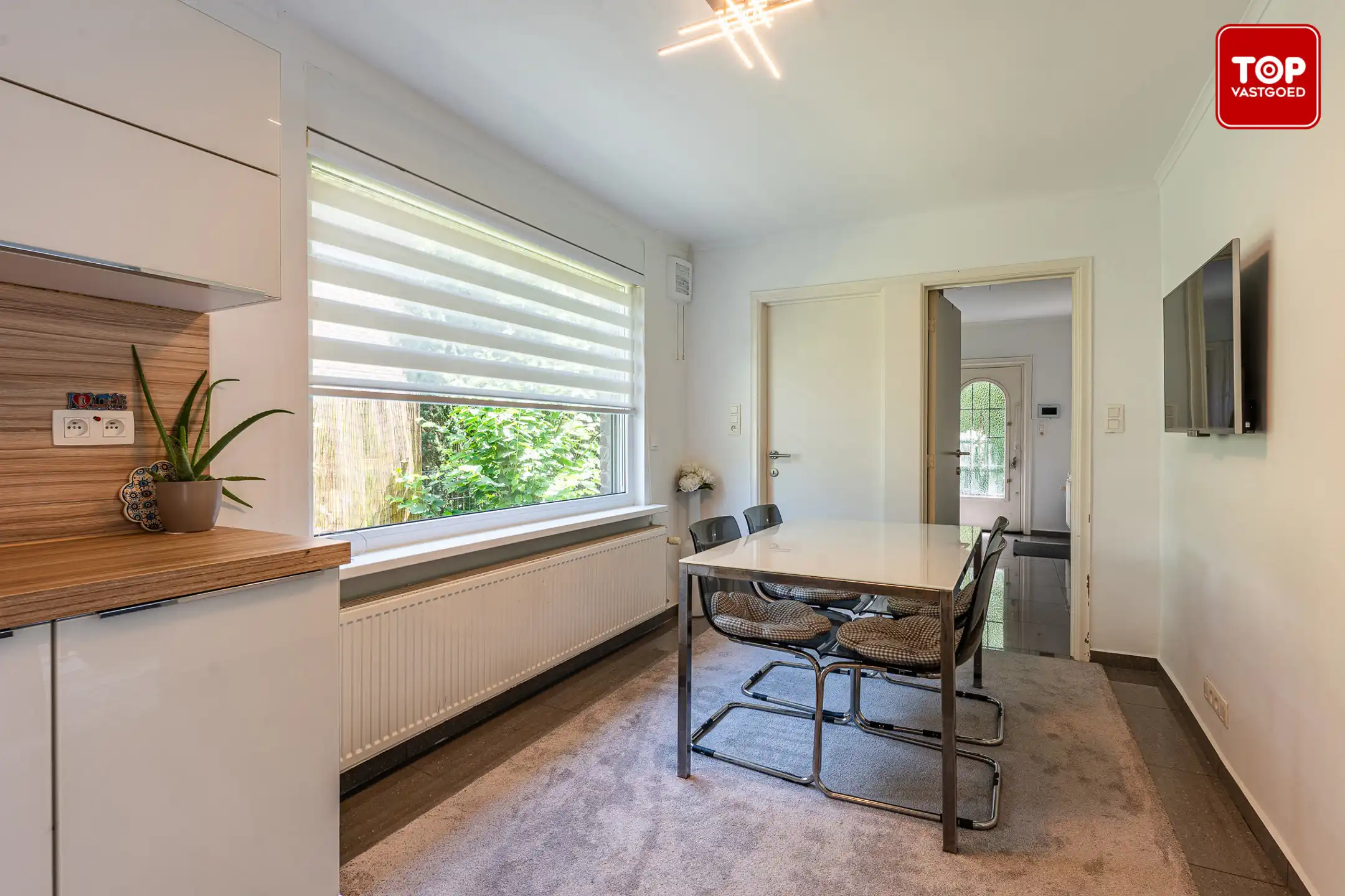 Instapklare alleenstaande woning op centrale locatie. foto 10
