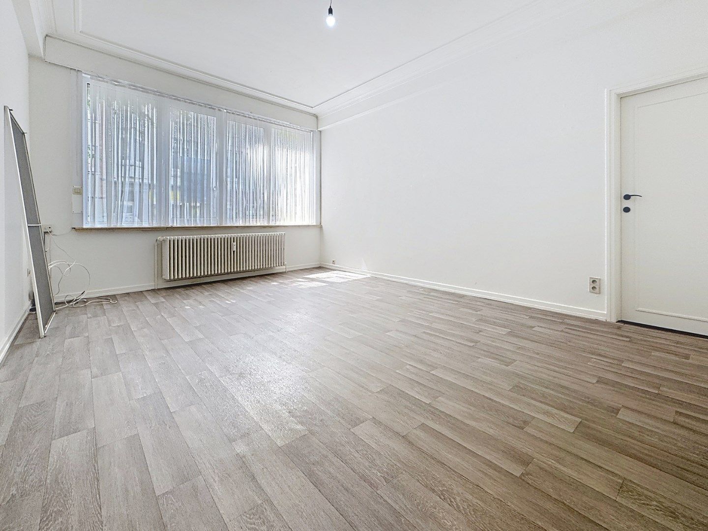 Uiterst centraal gelegen appartement van 114m² foto {{pictureIndex}}