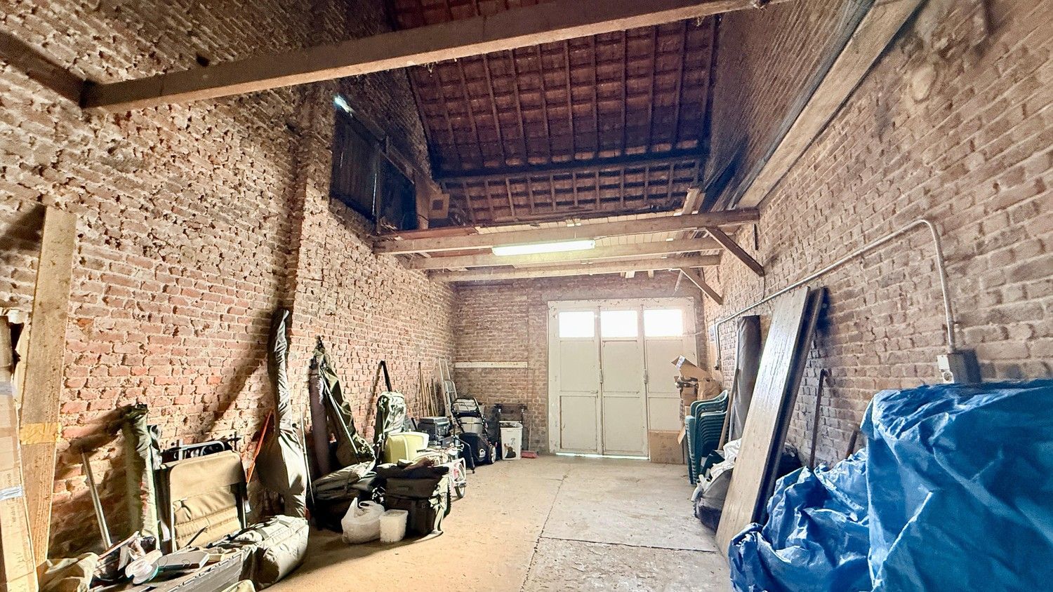 Te renoveren gezinswoning met veel potentieel in Lanaken foto 30
