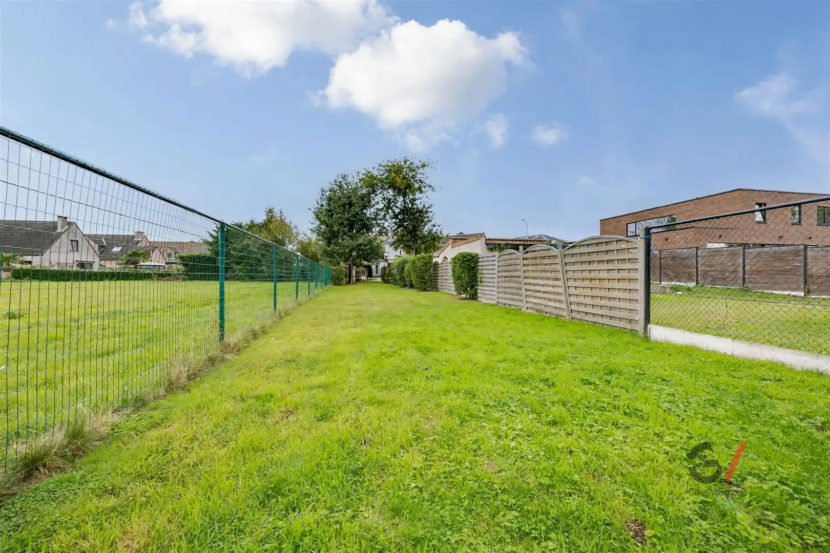 Karaktervolle woning met diepe tuin op een toplocatie foto 11