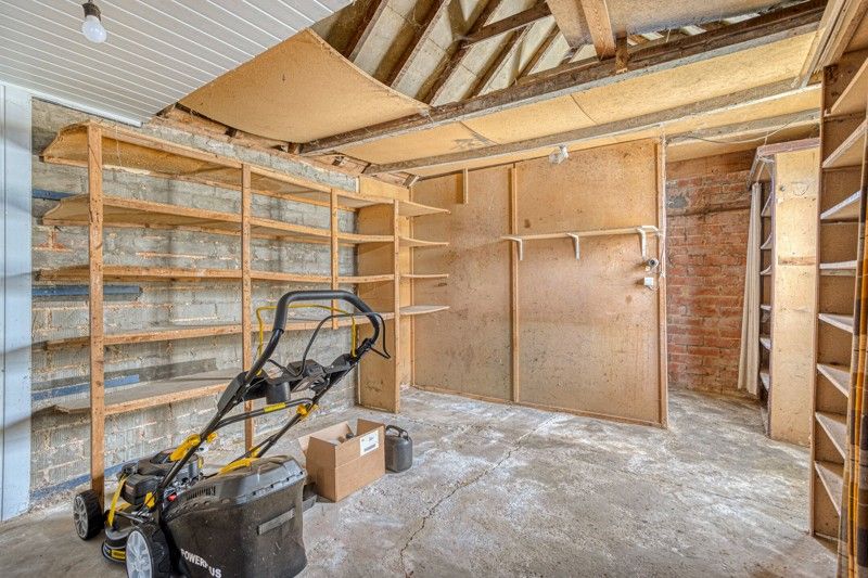 Landelijk gelegen te renoveren woning TE KOOP in Dentergem! foto 27