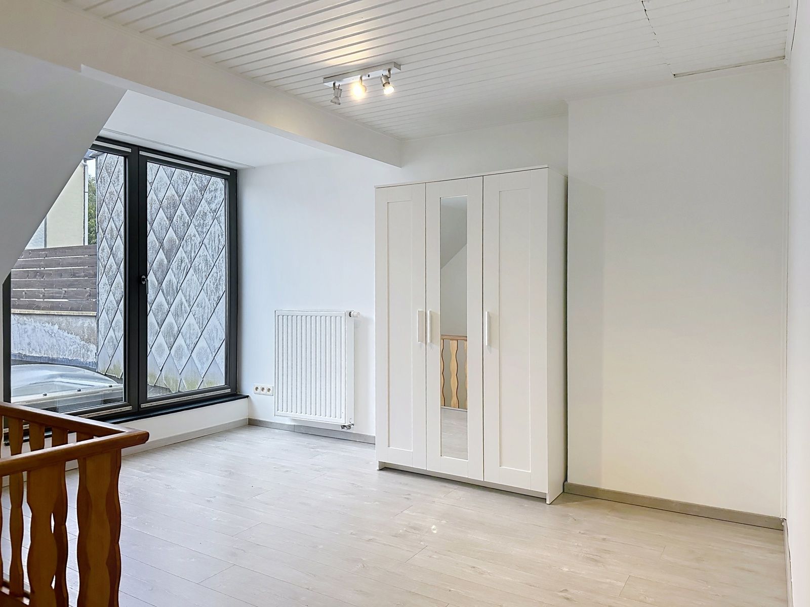 Gerenoveerd arbeidershuisje in doodlopende straat foto 19