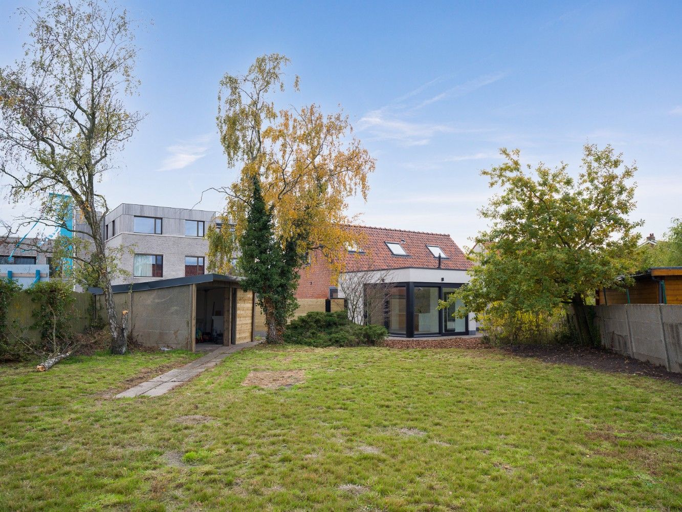 Prachtig gerenoveerde woning met 3 slpk. en tuin foto 32