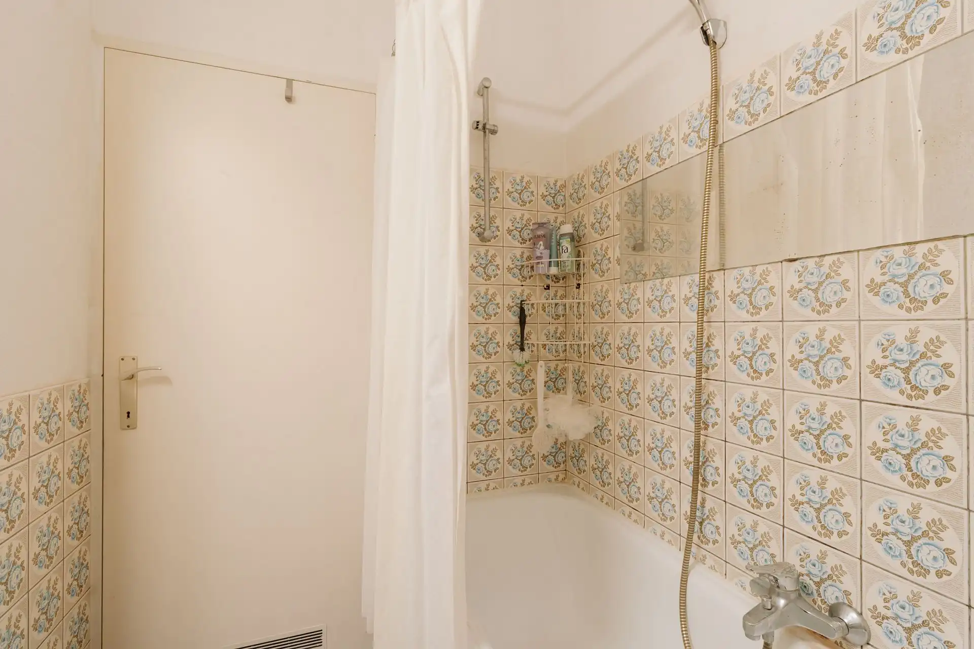 Lichtrijk 2‑slpk appartement met twee terrassen in Wilrijk! foto 10