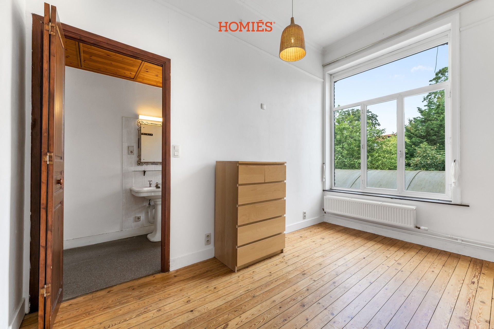 Top locatie: Herenhuis bestaande uit 3 appartementen foto 9