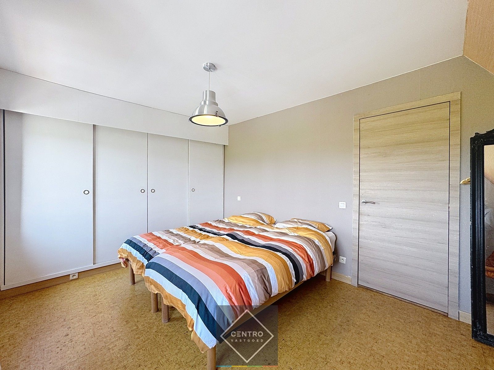 Idyllisch gelegen woning op 10.162m2 grond! foto 22