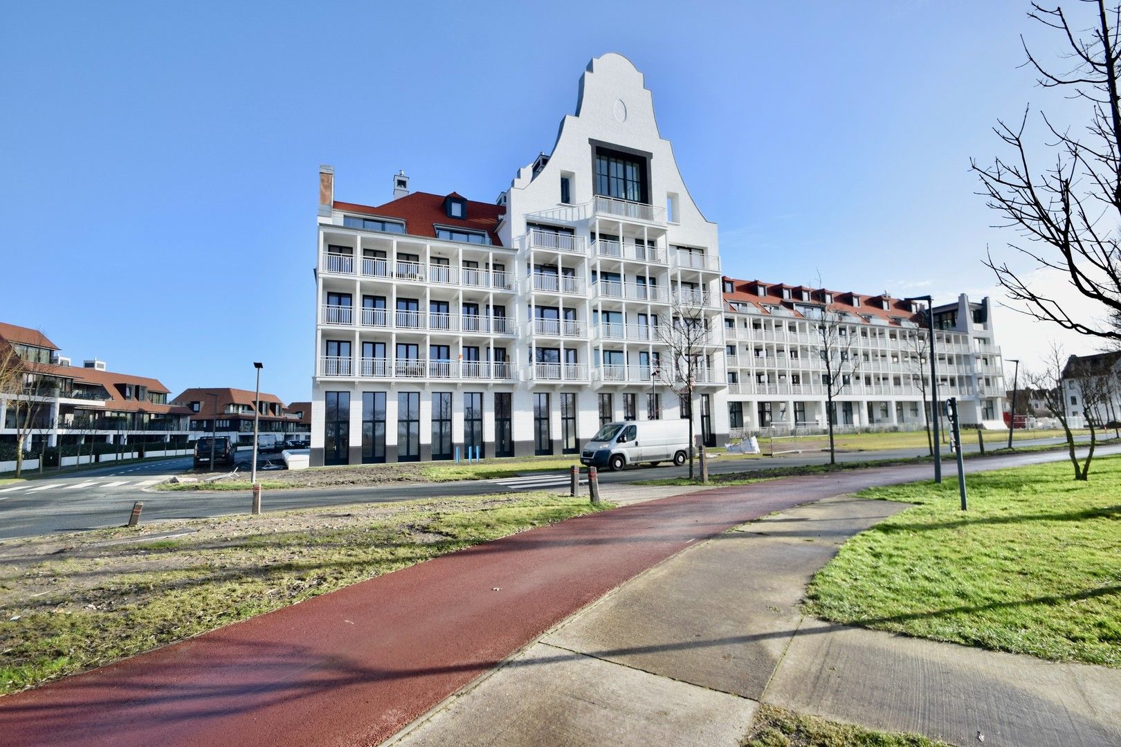 Zonnig nieuwbouw appartement met open zicht en zonneterras gelegen te Duinenwater foto 21