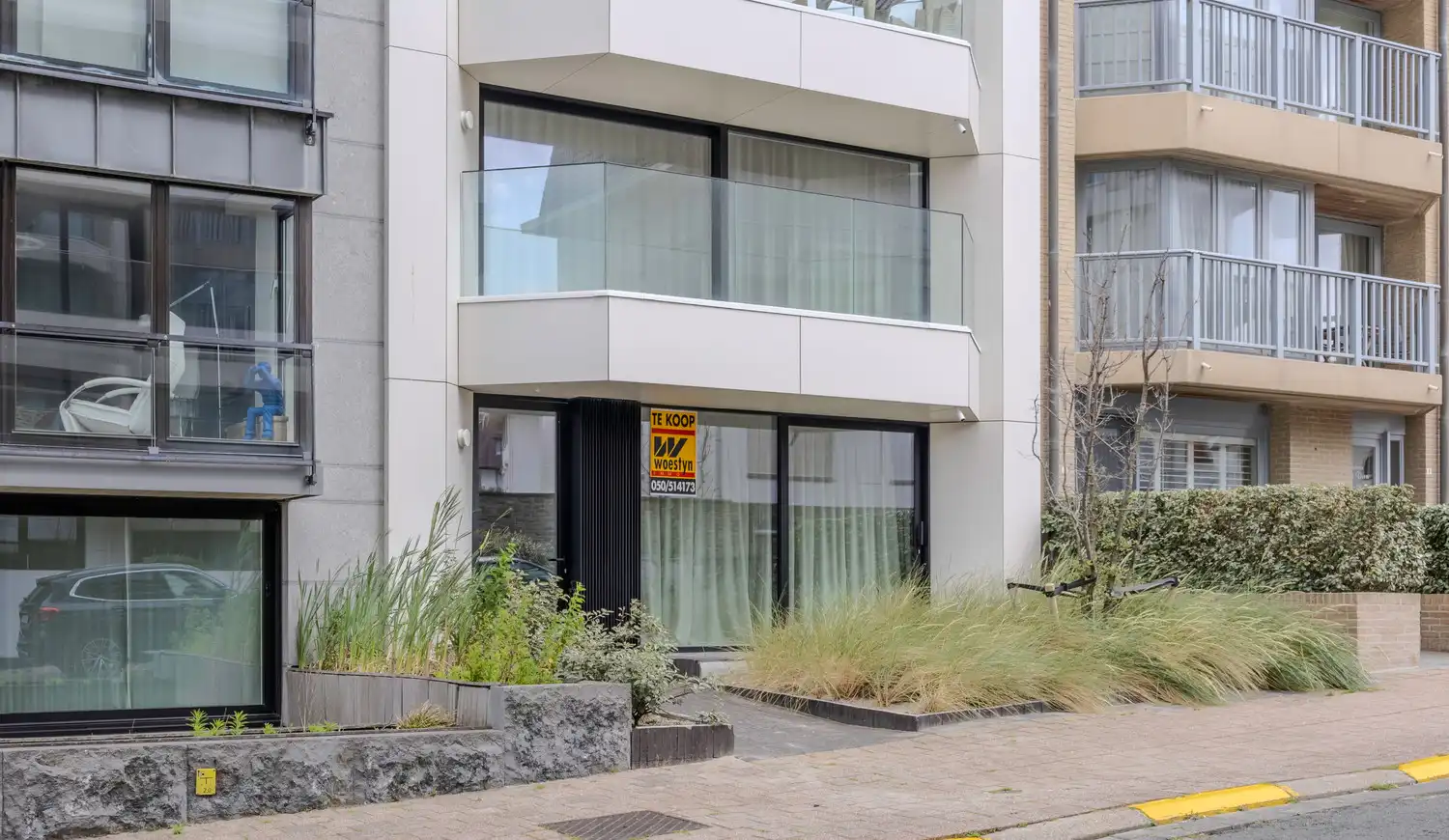 Goed gelegen 2 slaapkamerappartement met zijdelings zeezicht foto 24