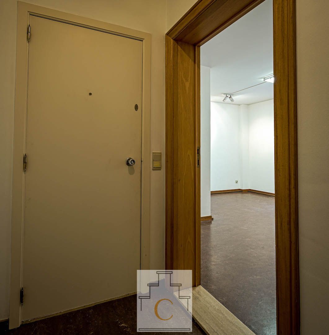 zeer goed onderhouden gelijkvloers appartement (108 m2) op toplocatie in de Moerstraat, met terrras 45 m2 en optionele aankoop kleine autostandplaats en/of grote garagebox foto 16