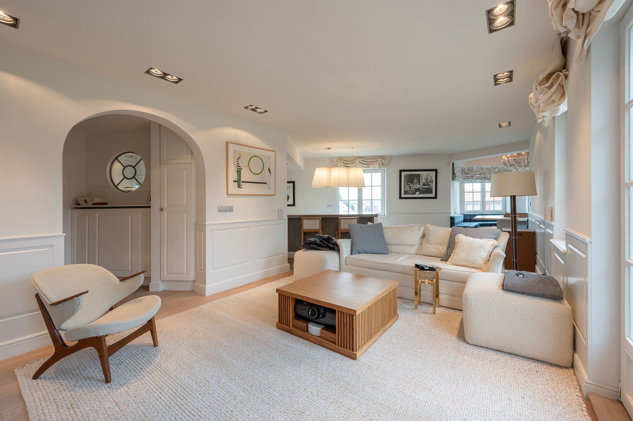 Stijlvol duplexappartement nabij het Albertplein – Het Zoute foto {{pictureIndex}}