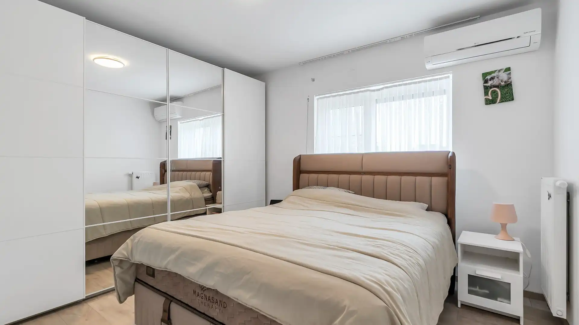 INSTAPKLARE ENERGIEZUINIGE GEZINSWONING MET 3 SLPKS EN ZONNEPANELEN TE KOOP IN MAASMECHELEN foto 13