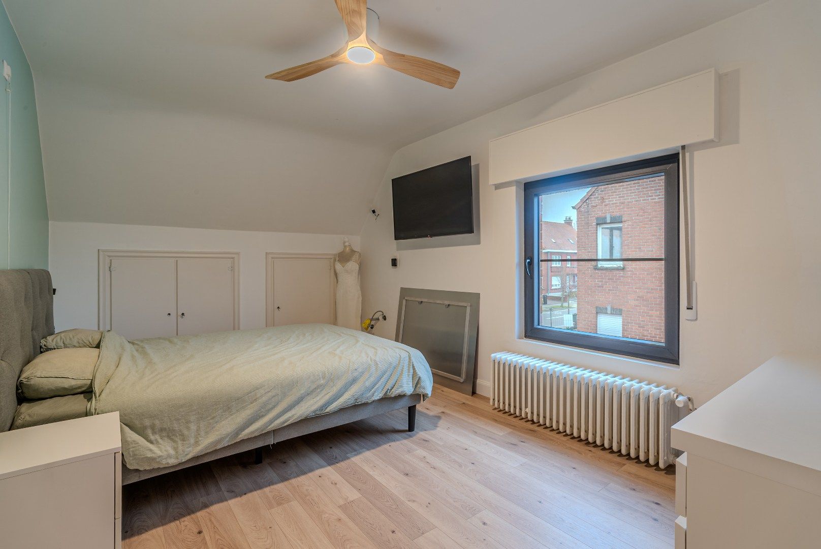 Ruime en karaktervolle villa op 750m² in Deerlijk foto 8