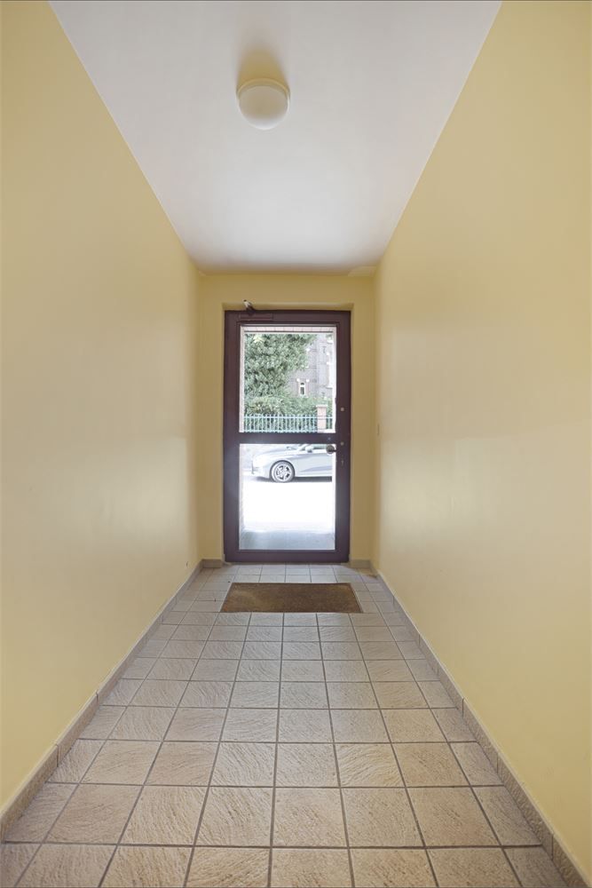 Gelijkvloers appartement in kleine residentie foto 4