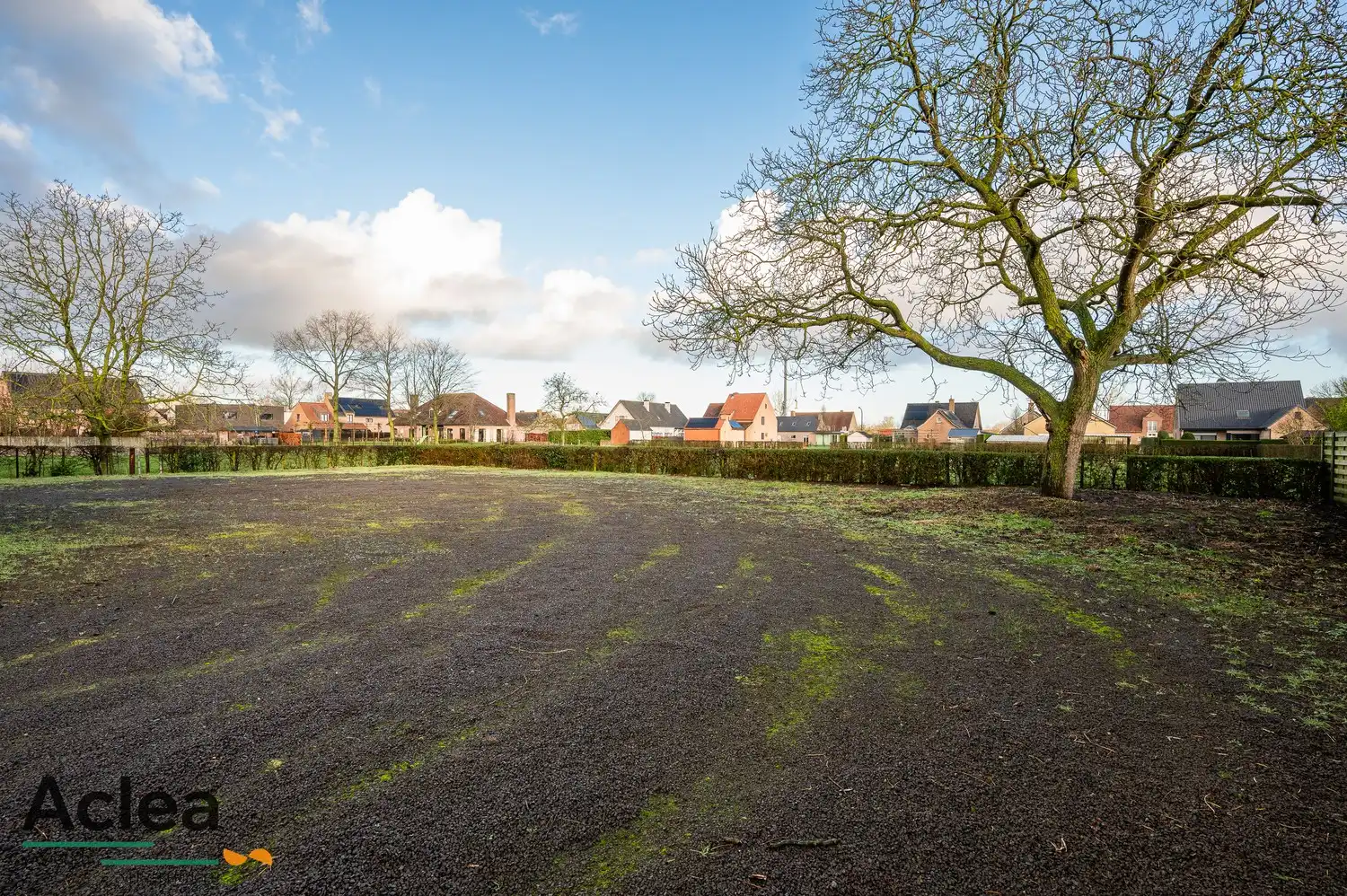Multifunctionele eigendom bestaande uit café met appartement en feestzaal foto 4