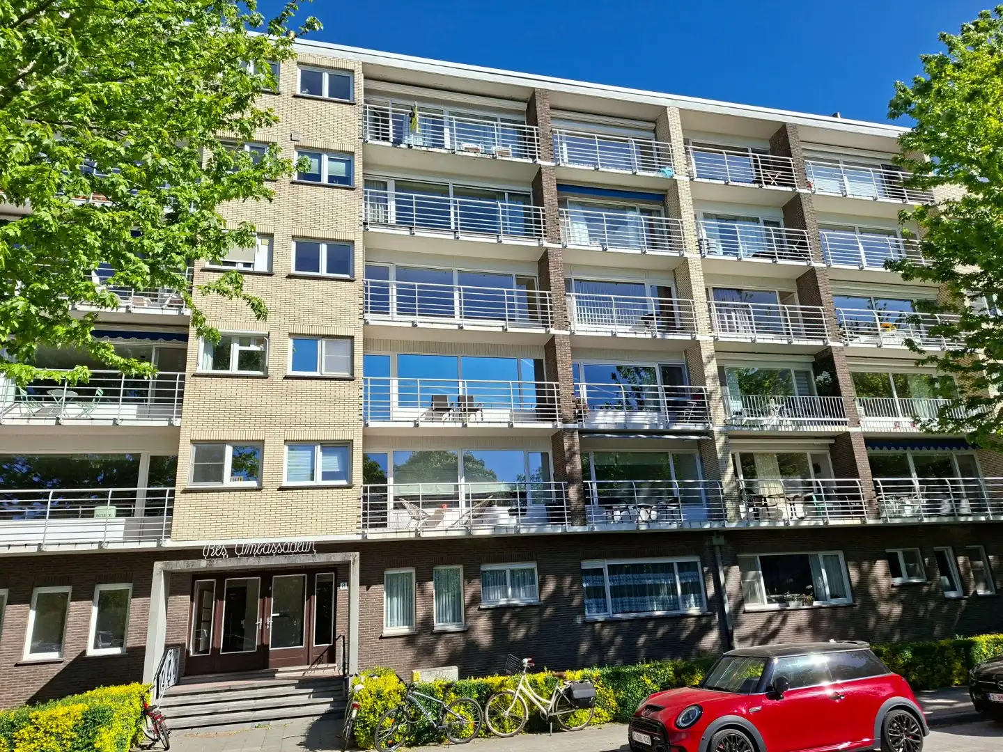 Instapklaar gelijkvloersappartement foto 2